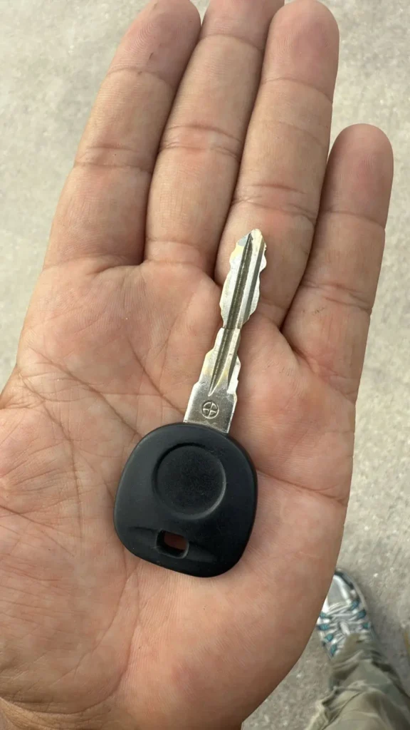 Real car key replacement work